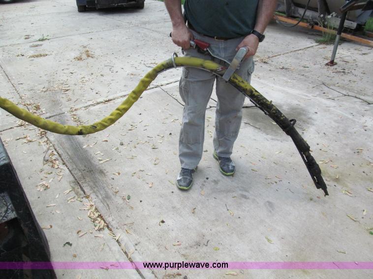 image for item F5061 2002 Cimline Magma 230 crack filler trailer