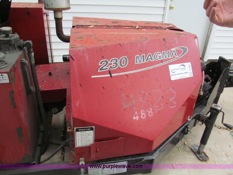 image for item F5061 2002 Cimline Magma 230 crack filler trailer