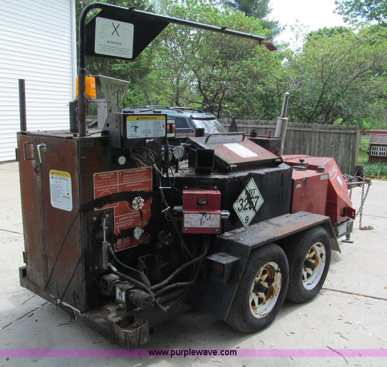 image for item F5062 2002 Cimline Magma 230 crack filler trailer