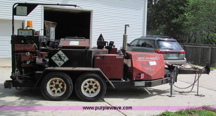 image for item F5062 2002 Cimline Magma 230 crack filler trailer