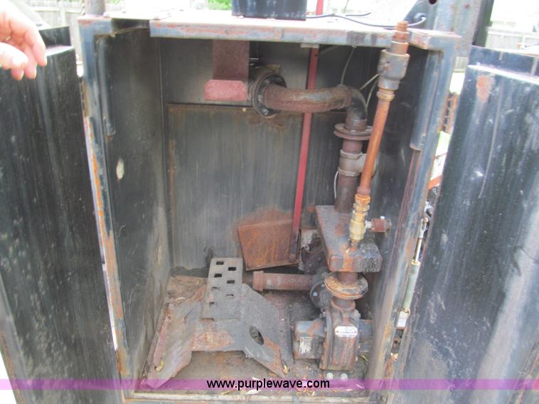 image for item F5062 2002 Cimline Magma 230 crack filler trailer