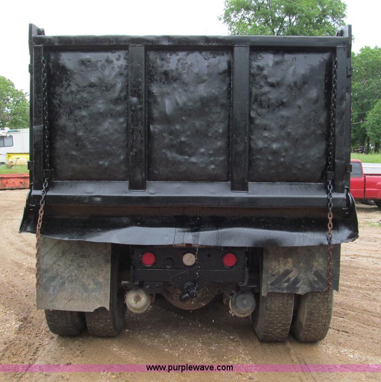 image for item F5067 1995 International 4900 dump truck