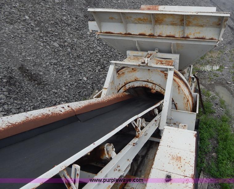 image for item G3197 Cedarapids portable roller bearing jaw rock crusher