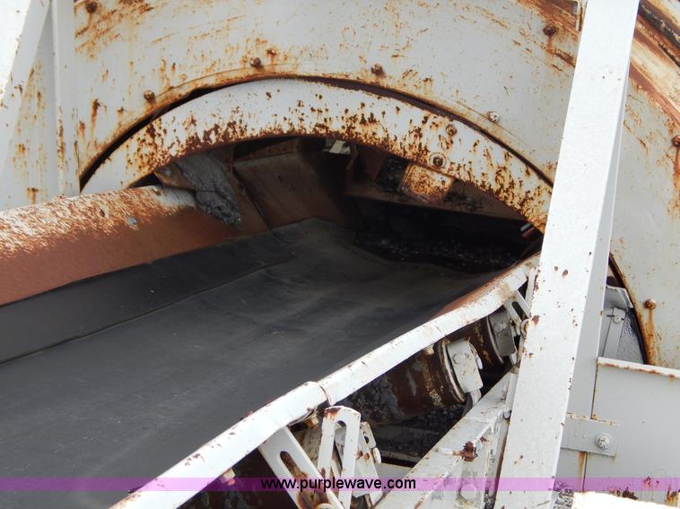 image for item G3197 Cedarapids portable roller bearing jaw rock crusher