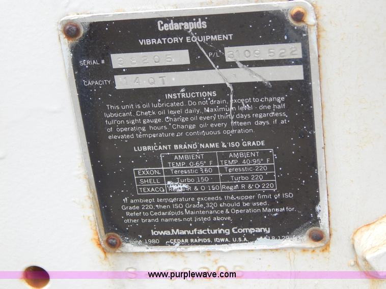 image for item G3197 Cedarapids portable roller bearing jaw rock crusher