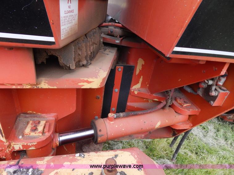 image for item G3199 1996 Galion 830B articulated motor grader