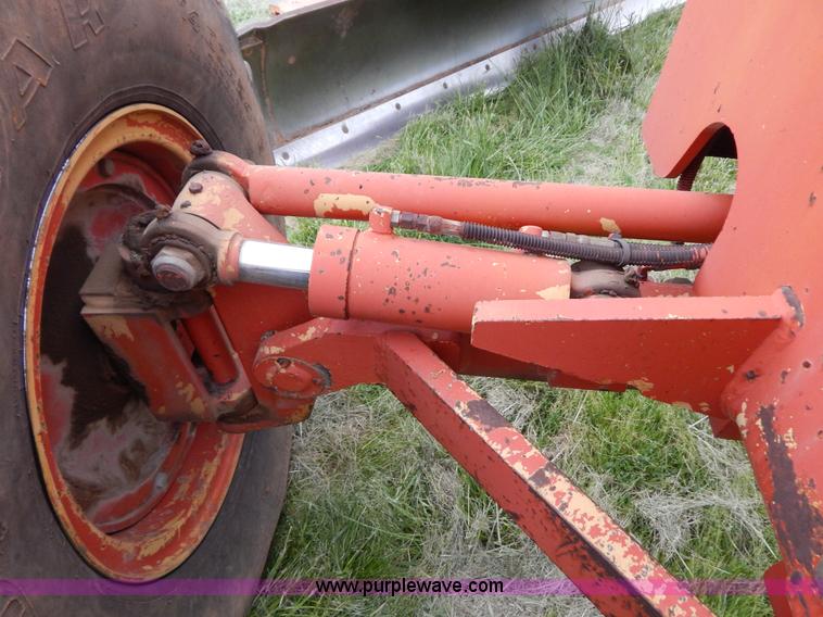 image for item G3199 1996 Galion 830B articulated motor grader