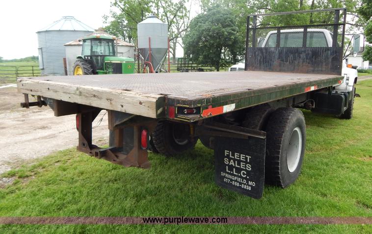 image for item G3207 1991 GMC TopKick dump truck