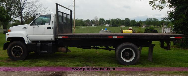 image for item G3207 1991 GMC TopKick dump truck