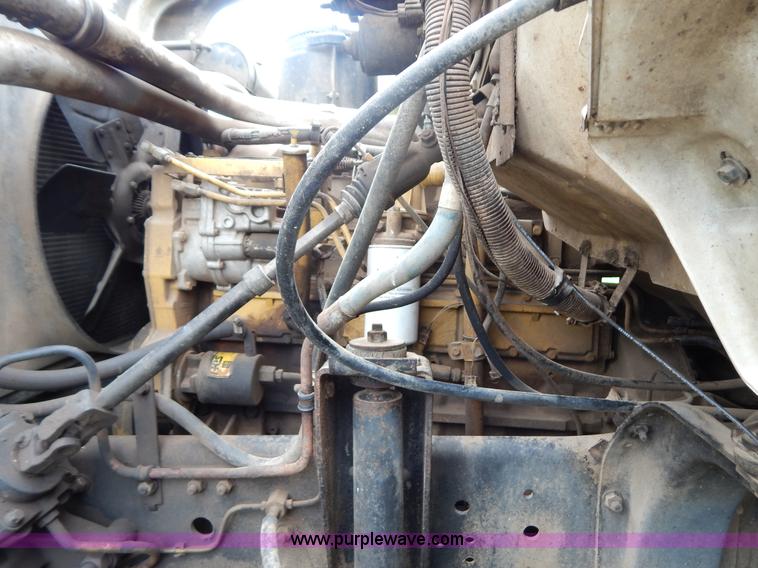 image for item G3207 1991 GMC TopKick dump truck