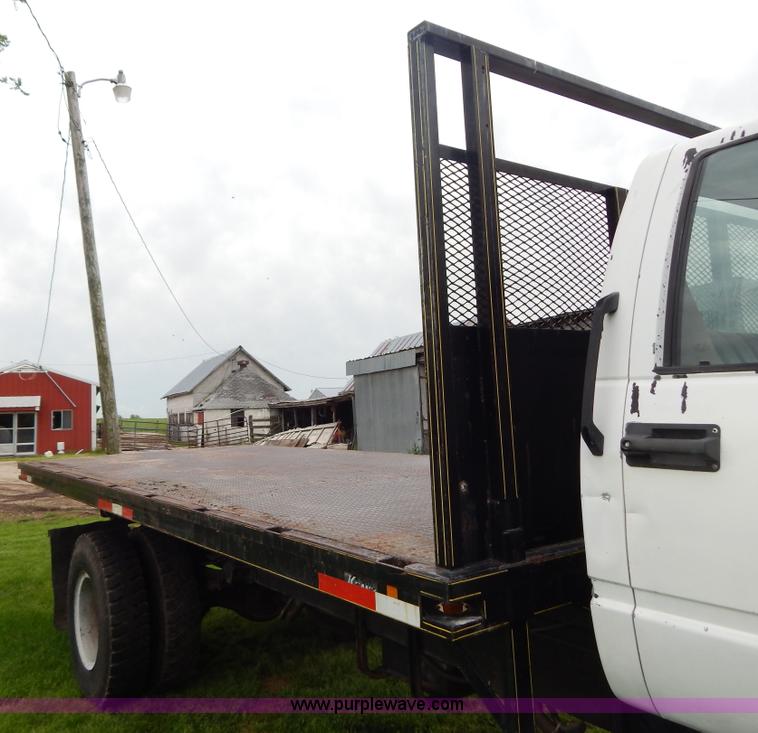 image for item G3207 1991 GMC TopKick dump truck