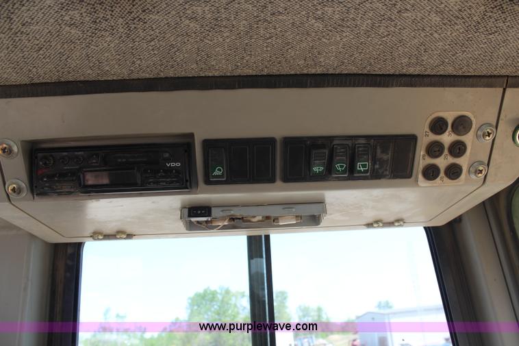 image for item G5271 2005 John Deere 655C track loader