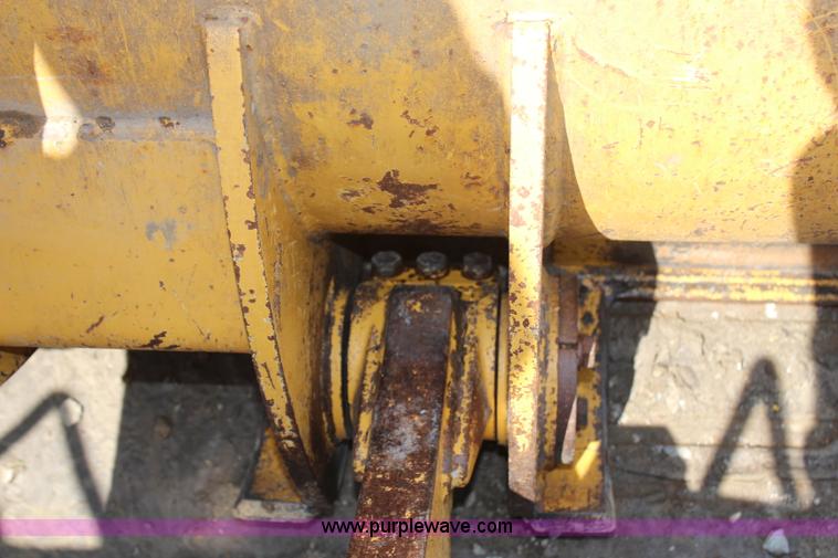 image for item G5271 2005 John Deere 655C track loader