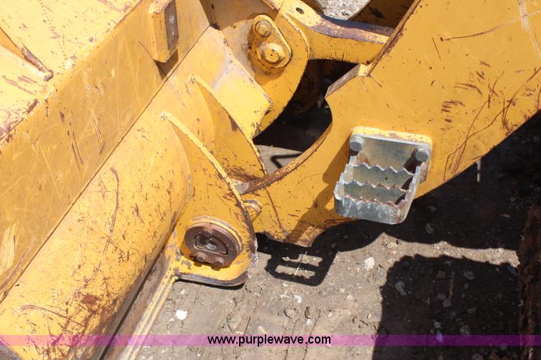 image for item G5271 2005 John Deere 655C track loader