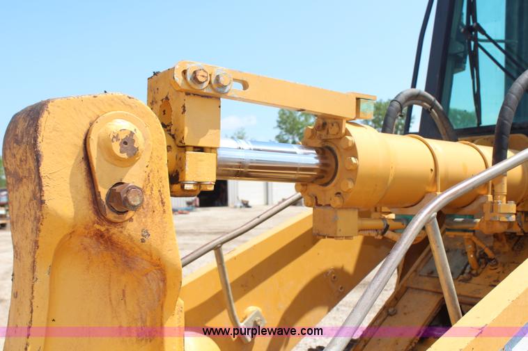 image for item G5271 2005 John Deere 655C track loader