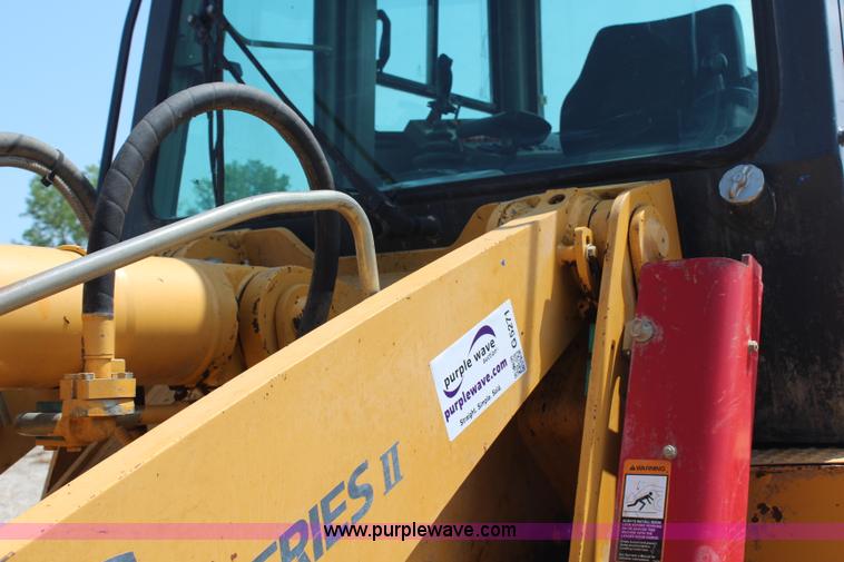 image for item G5271 2005 John Deere 655C track loader