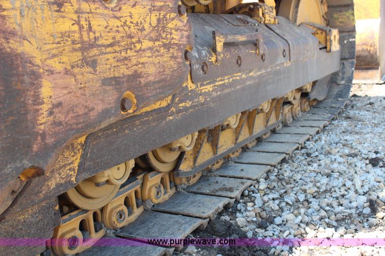 image for item G5271 2005 John Deere 655C track loader