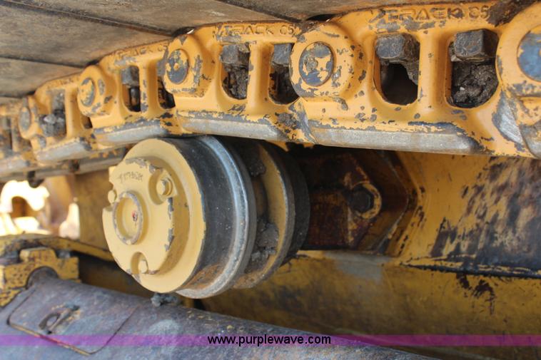 image for item G5272 2005 John Deere 655C track loader