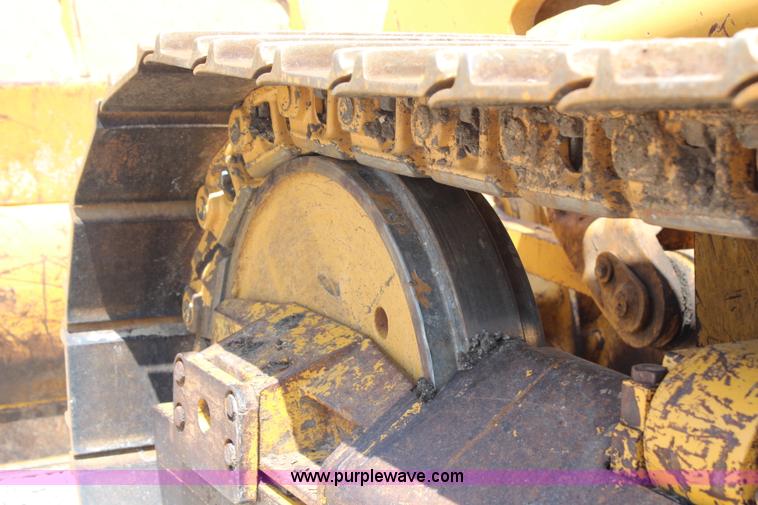 image for item G5272 2005 John Deere 655C track loader