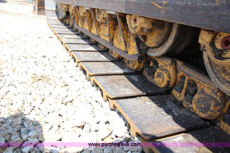 image for item G5272 2005 John Deere 655C track loader