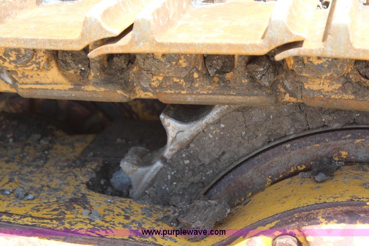 image for item G5272 2005 John Deere 655C track loader