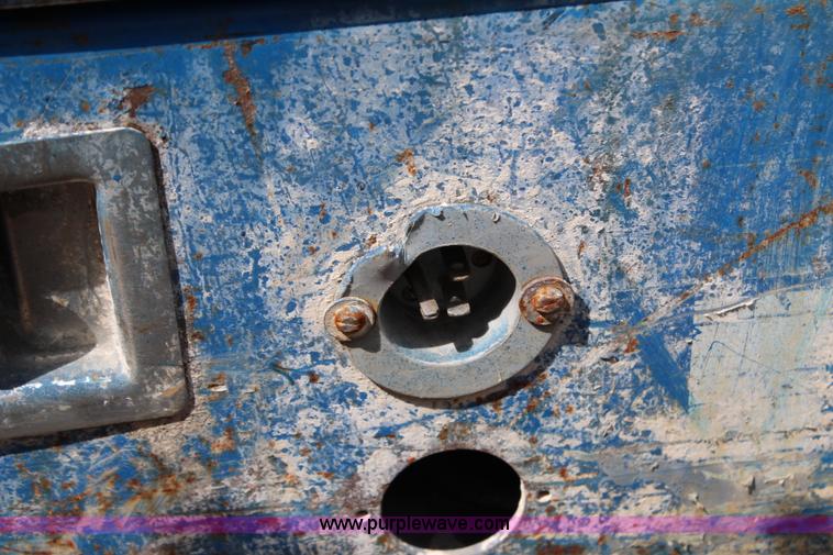 image for item G5286 Upright 20N electric scissor lift