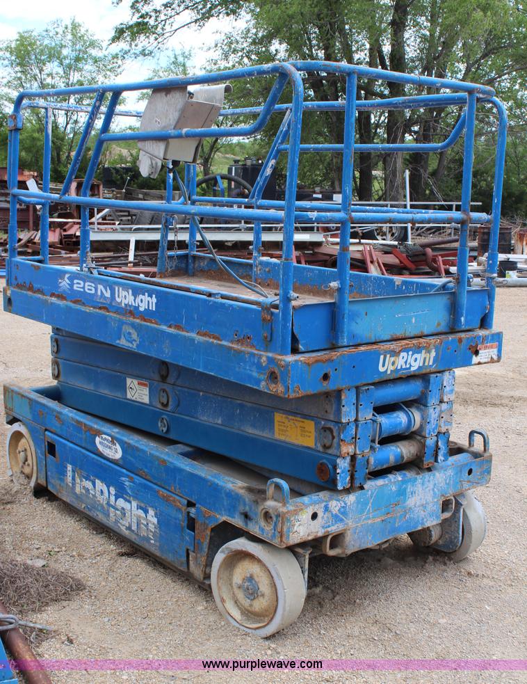 image for item G5287 Upright 26N electric scissor lift