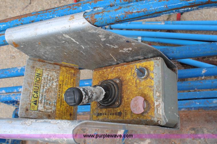 image for item G5287 Upright 26N electric scissor lift