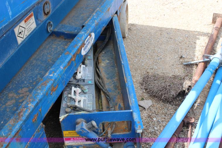 image for item G5287 Upright 26N electric scissor lift