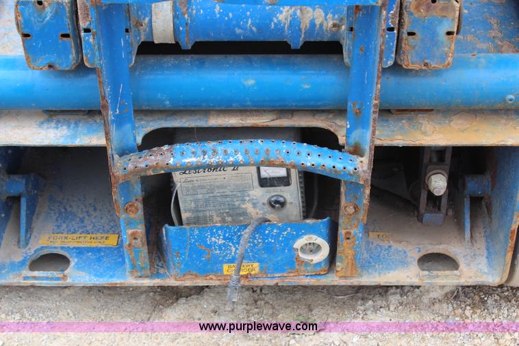 image for item G5287 Upright 26N electric scissor lift