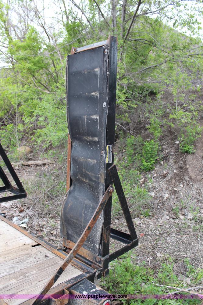 image for item G5480 2008 Load Trail 20' trailer