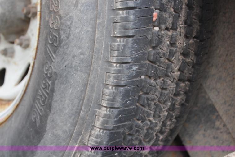 image for item G5480 2008 Load Trail 20' trailer