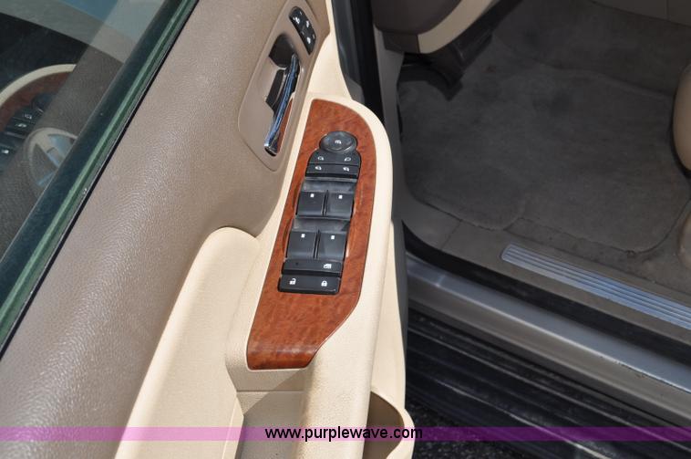 image for item G6022 2007 GMC Yukon SLT SUV