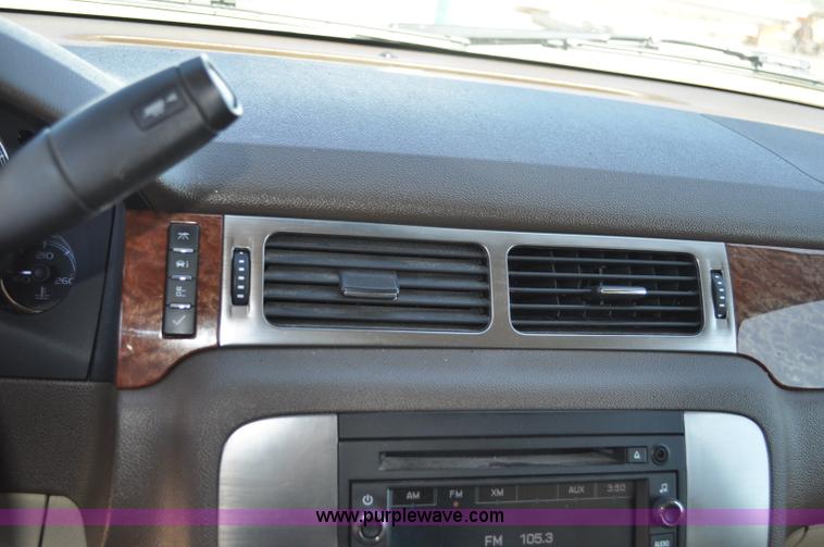 image for item G6022 2007 GMC Yukon SLT SUV