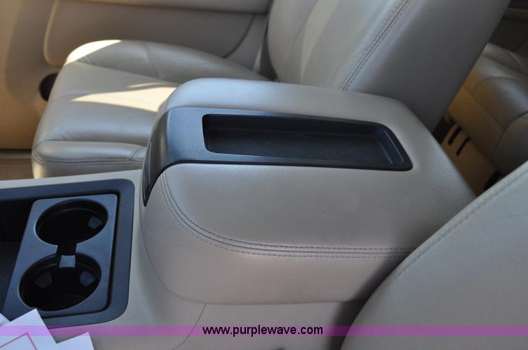 image for item G6022 2007 GMC Yukon SLT SUV