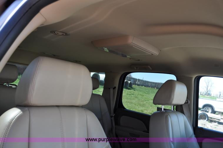 image for item G6022 2007 GMC Yukon SLT SUV