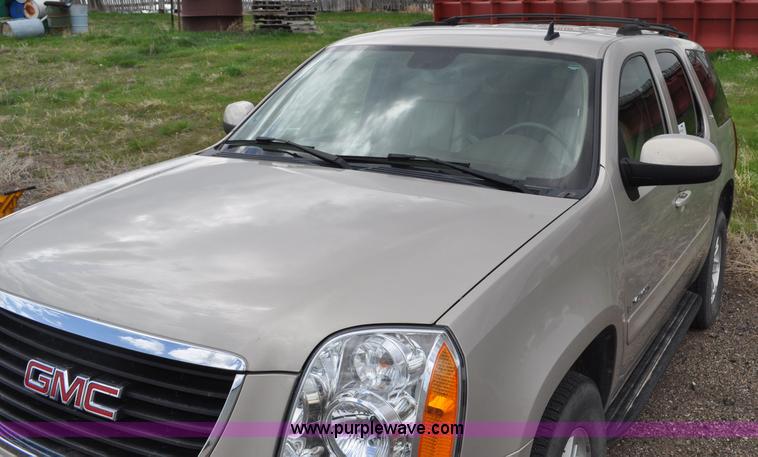 image for item G6022 2007 GMC Yukon SLT SUV