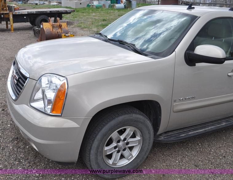 image for item G6022 2007 GMC Yukon SLT SUV