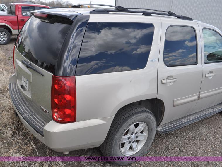 image for item G6022 2007 GMC Yukon SLT SUV