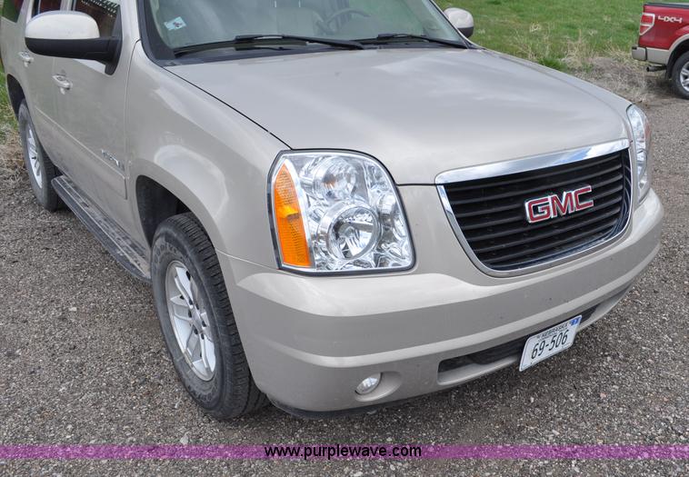 image for item G6022 2007 GMC Yukon SLT SUV