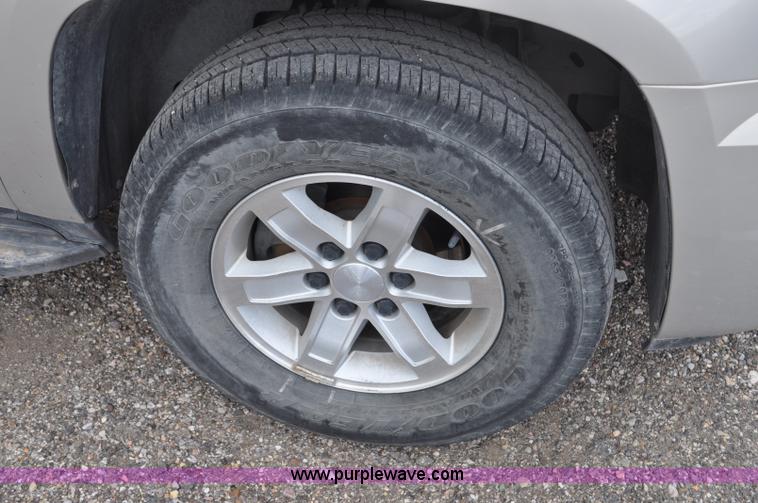 image for item G6022 2007 GMC Yukon SLT SUV