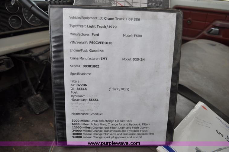 image for item G6026 1979 Ford F600 flatbed truck