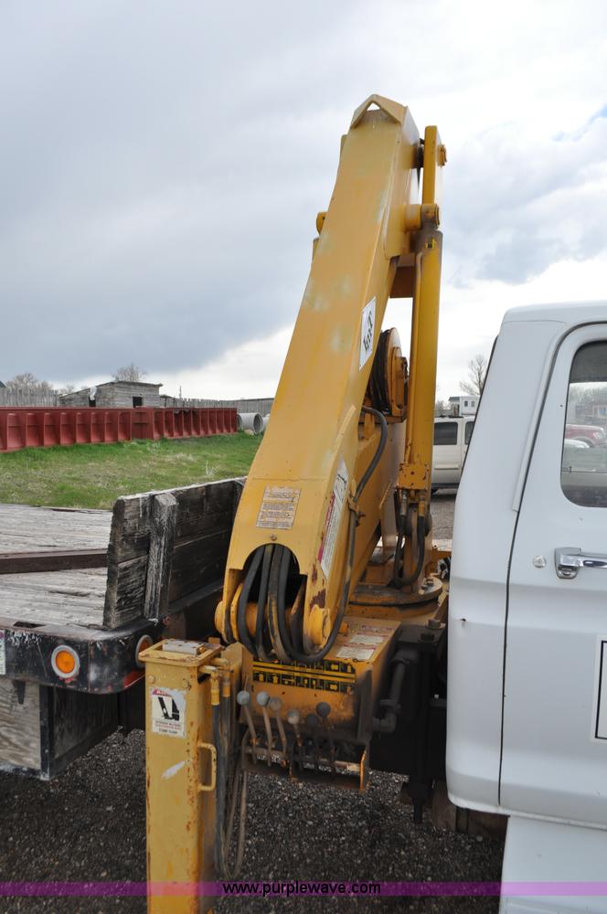 image for item G6026 1979 Ford F600 flatbed truck