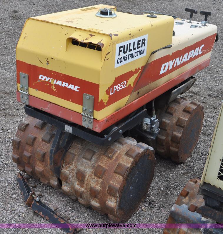 image for item G6027 Dynapac LP852 trench compactor