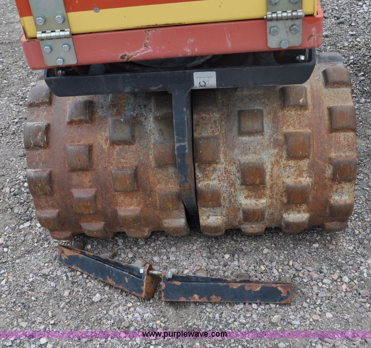 image for item G6027 Dynapac LP852 trench compactor