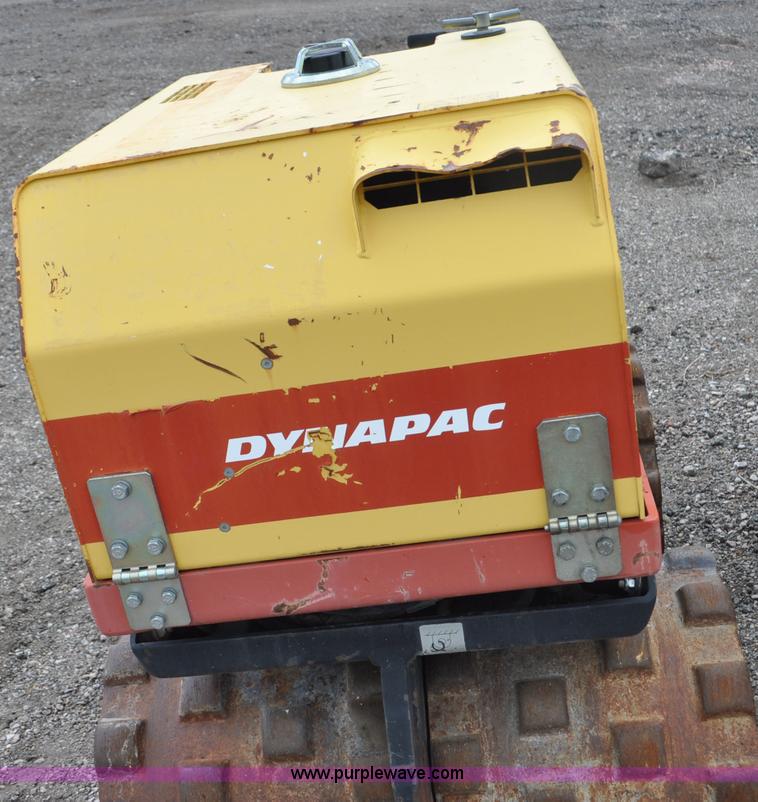 image for item G6027 Dynapac LP852 trench compactor
