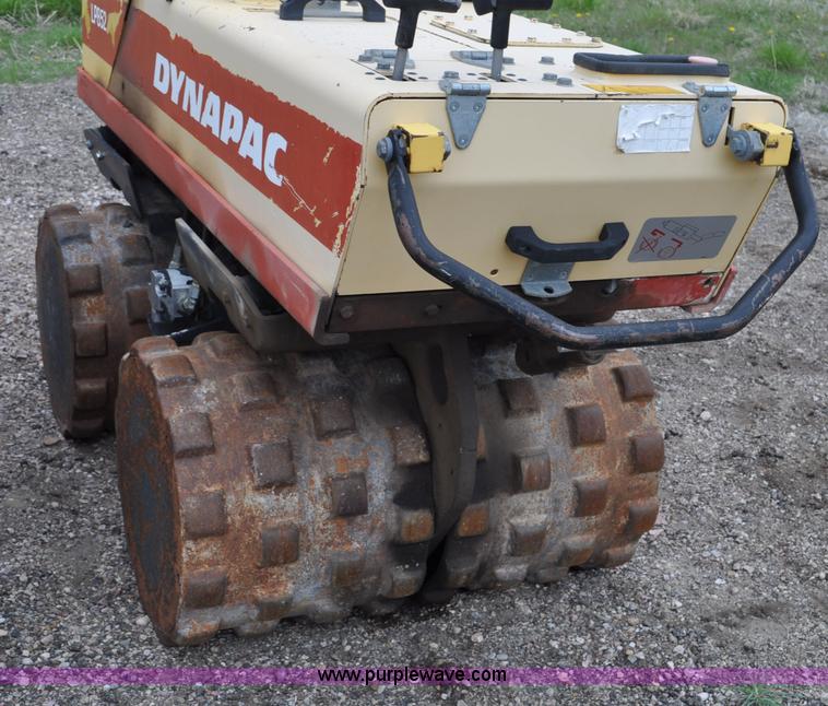 image for item G6027 Dynapac LP852 trench compactor