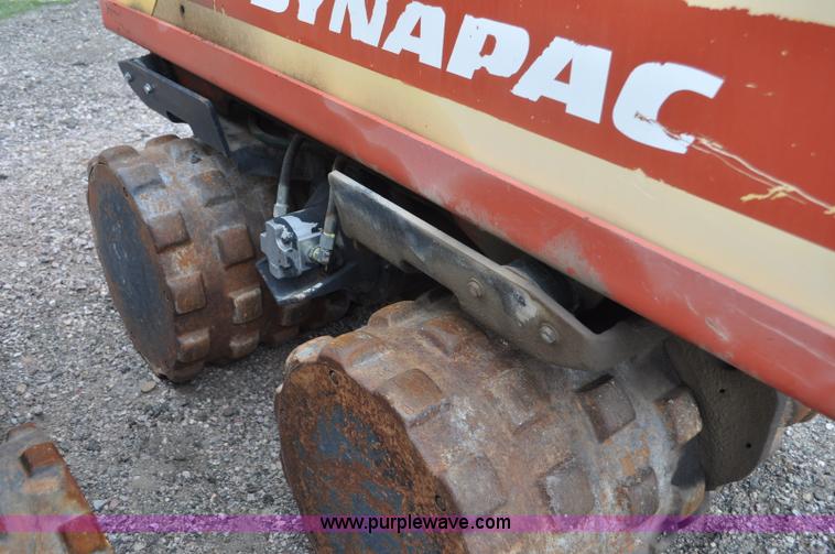 image for item G6027 Dynapac LP852 trench compactor