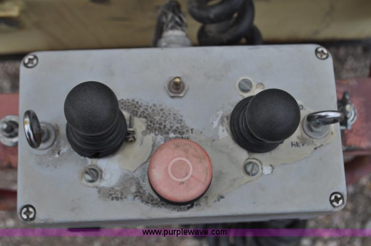 image for item G6028 Ingersoll Rand FX130 trench compactor