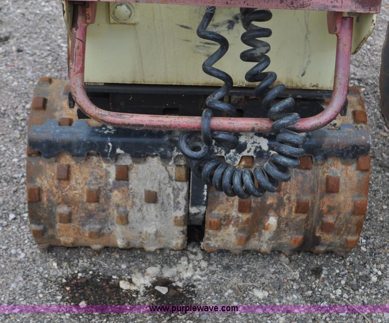 image for item G6028 Ingersoll Rand FX130 trench compactor